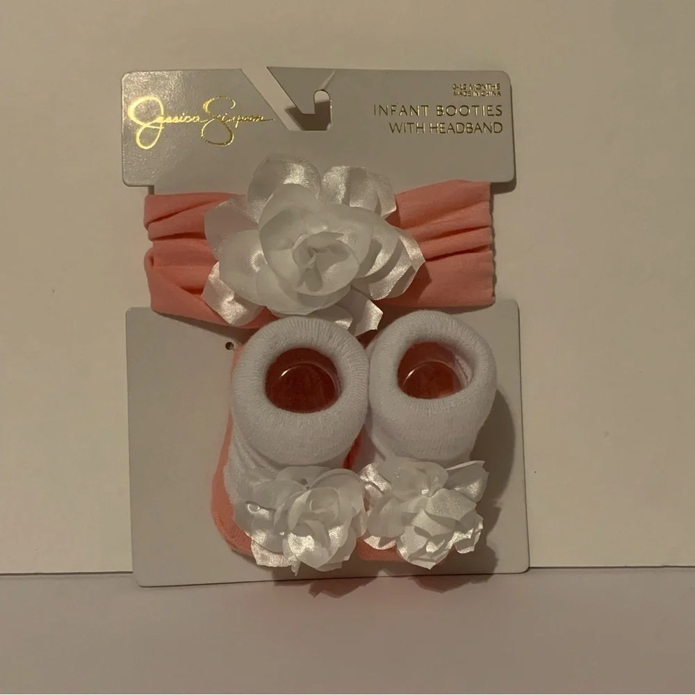 NWT. Jessica Simpson Infant Booties and Headband Set